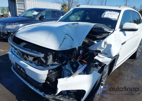 2020 Volkswagen Atlas Cross Sport 3.6L V6 Sel R-Line from USA, damaged, VIN 1V2RE2CA2LC230164